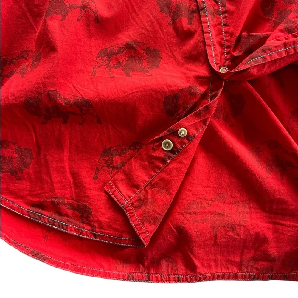 Barn Fly Buffalo Print Button Down Mens size Large 100% Cotton Red Western Rodeo
